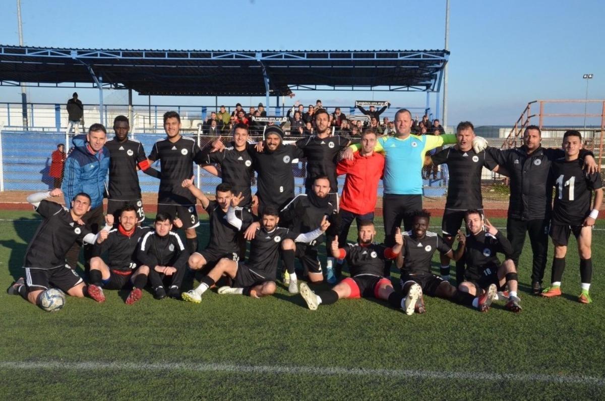 Barbaros&rsquo;un torunları S&uuml;per Amat&ouml;r Lig&rsquo;e y&uuml;kseldi