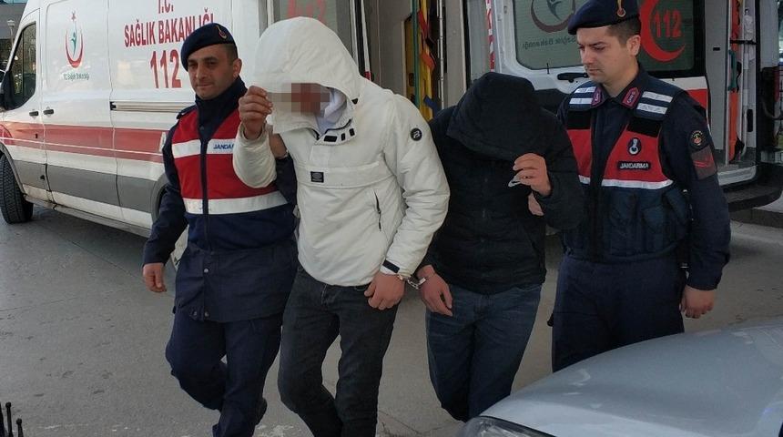 Kablo hırsızlığına 4 g&ouml;zaltı