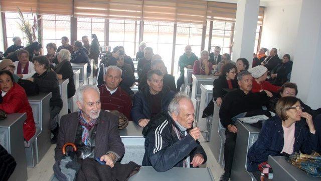 Kuşadası ADD seçimlerinde gazeteciyi kovdular