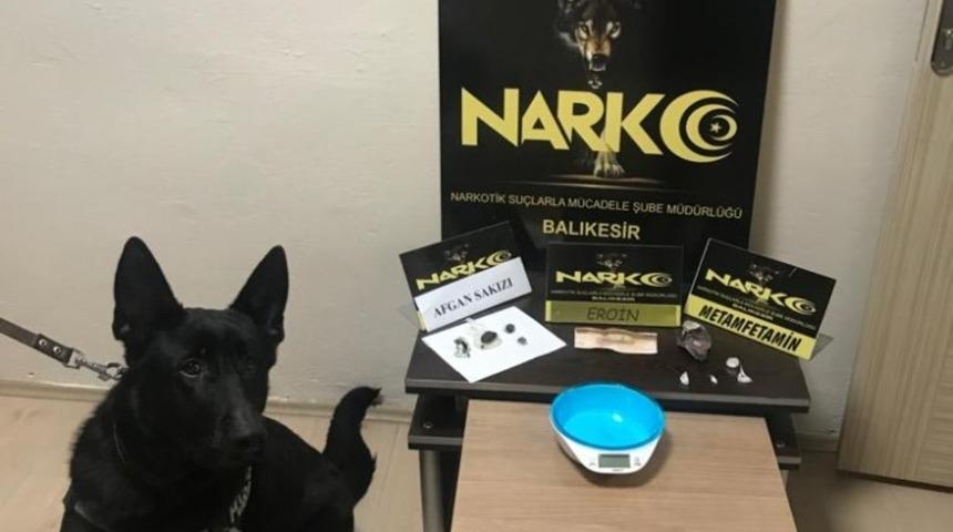 Balıkesir polisinden uyuşturucu operasyonunda 3 tutuklama