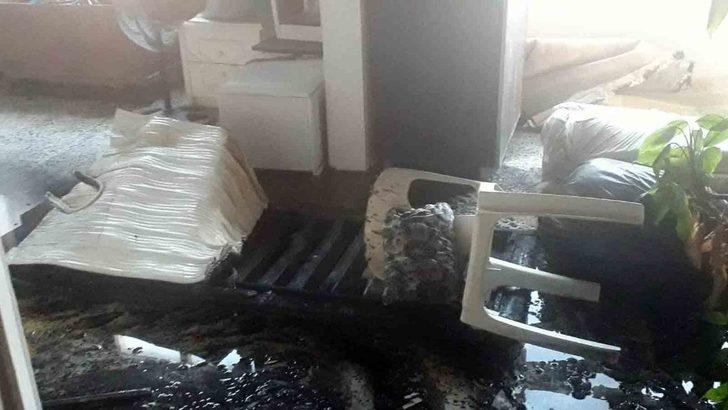 Pansiyonda çıkan yangında bir kişi dumandan etkilendi G2