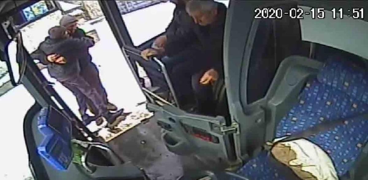 Bing&ouml;l&rsquo;de otob&uuml;s şof&ouml;r&uuml;nden &ouml;rnek davranış