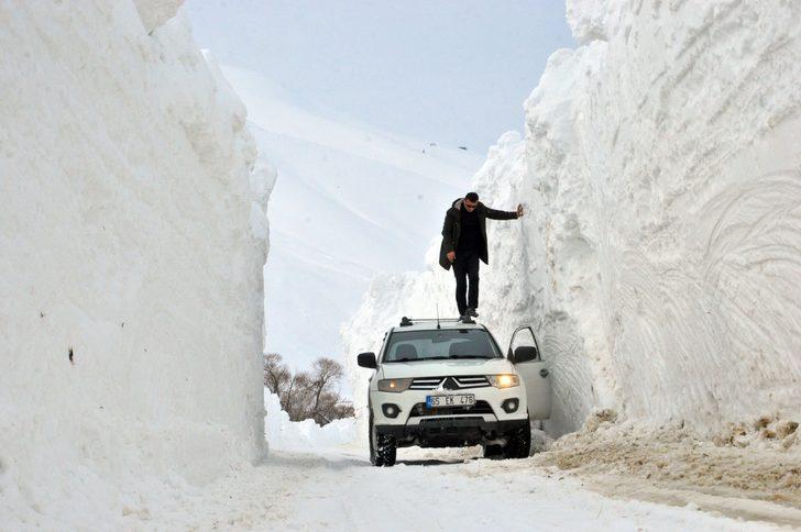 Yüksekova’da kar kalınlığı 6 metreyi geçti G5