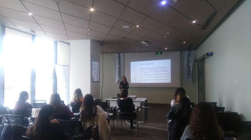 Gebe okulunda stres anlatıldı