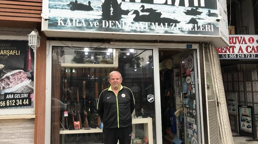 Kuşadasıspor&rsquo;a 51 yıldır hizmet ediyor