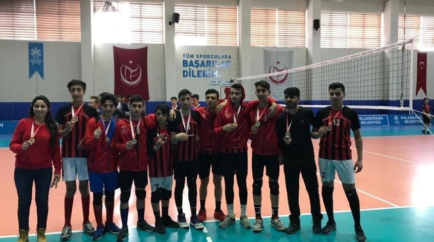 Vanlı sporcular T&uuml;rkiye finallerine gitmeye hak kazandı