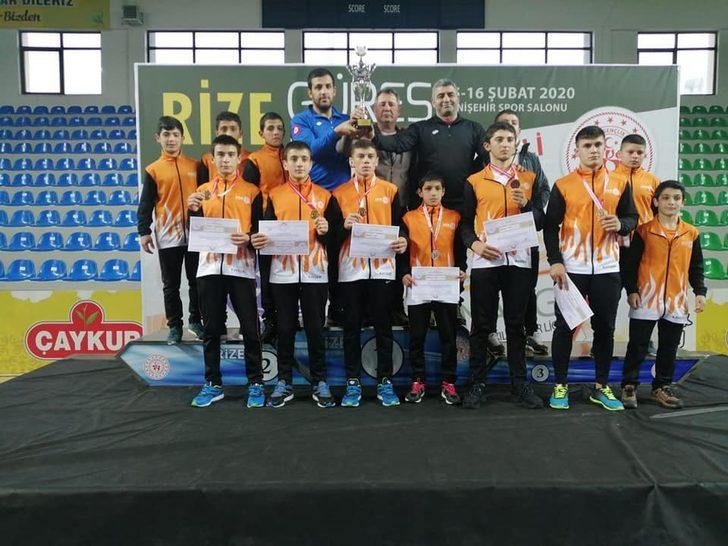 Kayseri GEM, Analig Güreşte Türkiye Şampiyonu G3