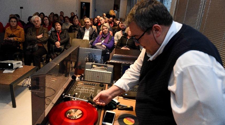 T&uuml;rkan Şoray&rsquo;da plaklar anlatıldı