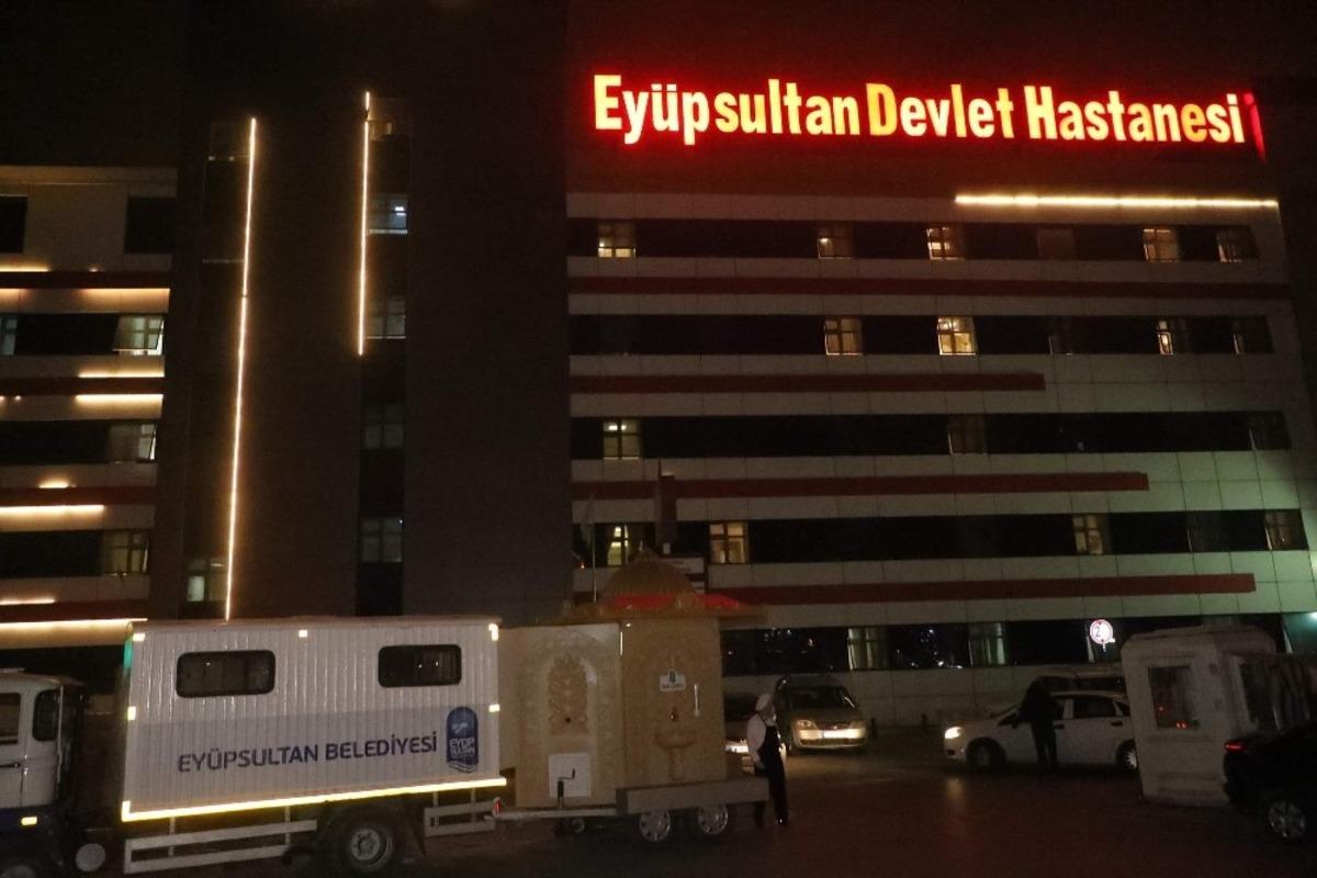 Ey&uuml;psultan Belediyesi&rsquo;nin &ldquo;İkram &Ccedil;eşmesi&rdquo; g&ouml;n&uuml;lleri ısıtıyor