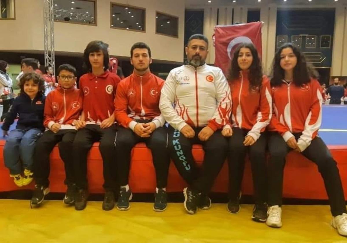 Yunusemreli wushucular Antalya&rsquo;dan madalyalarla d&ouml;nd&uuml;