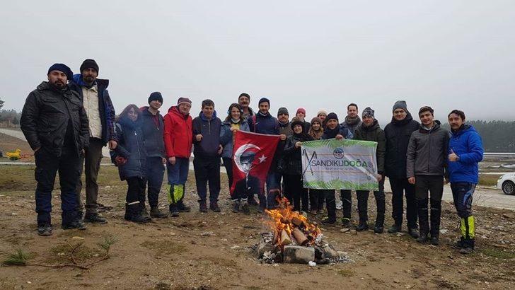 Sandıklı Doğa grubu Akdağ yürüyüşü gerçekleştirdi G2
