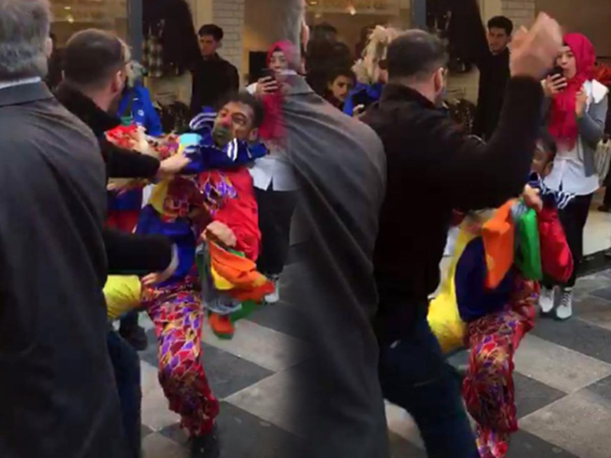 Palya&ccedil;onun tipini beğenmedi, dehşet sa&ccedil;tı