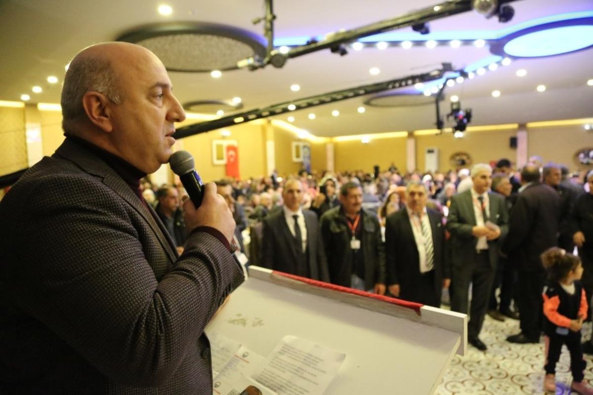 Başkan Bıyık, vatandaşlarla bir araya geldi