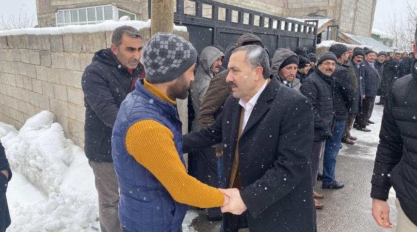 AK Parti&rsquo;li Arvas: &ldquo;Van&rsquo;da genel hayatı etkileyen bir kış yaşıyoruz&rdquo;