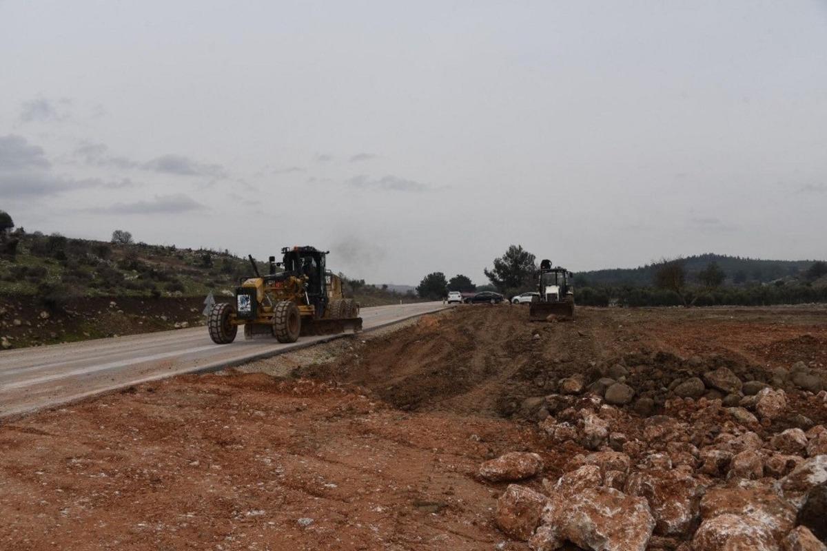 Yunusemre&rsquo;den &uuml;niversite kamp&uuml;s&uuml; i&ccedil;ine yol