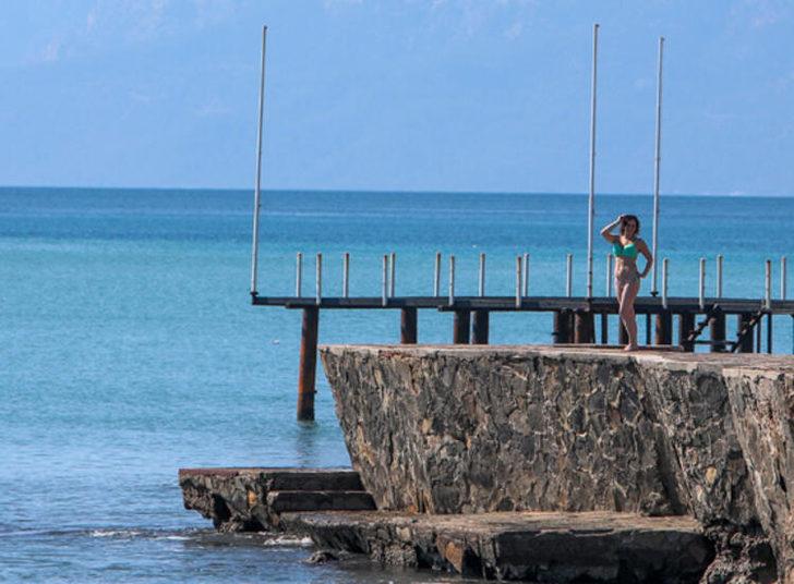 Fotoğraf bugün çekildi! Sıcak havayı gören plaja indi G2