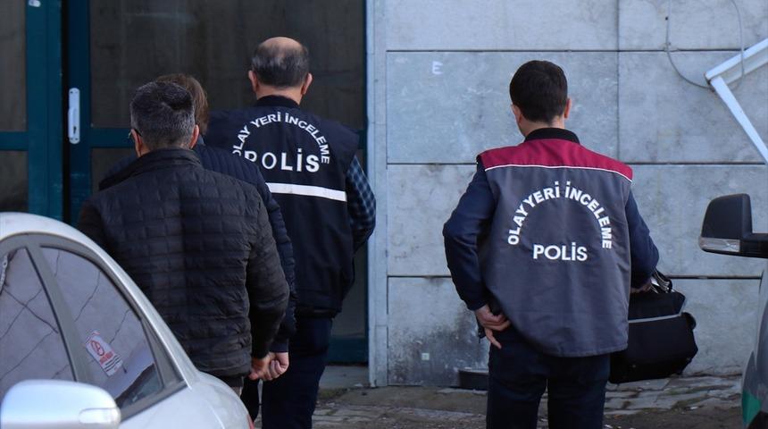 G&Uuml;NCELLEME - D&uuml;zce'de eşini bı&ccedil;akla &ouml;ld&uuml;rd&uuml;ğ&uuml; &ouml;ne s&uuml;r&uuml;len zanlı tutuklandı