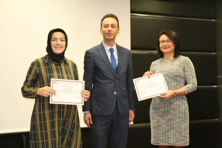Eğitimlerini tamamlayan hemşireler sertifikalarını aldı G2