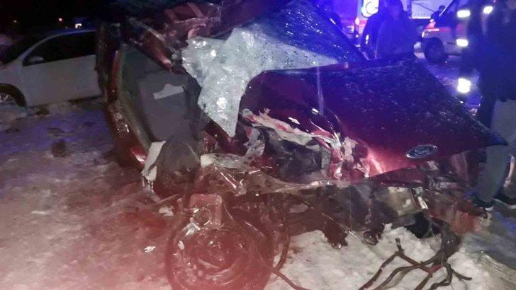 Tatvan’da zincirleme trafik kazası: 2 ölü, 3 yaralı G3