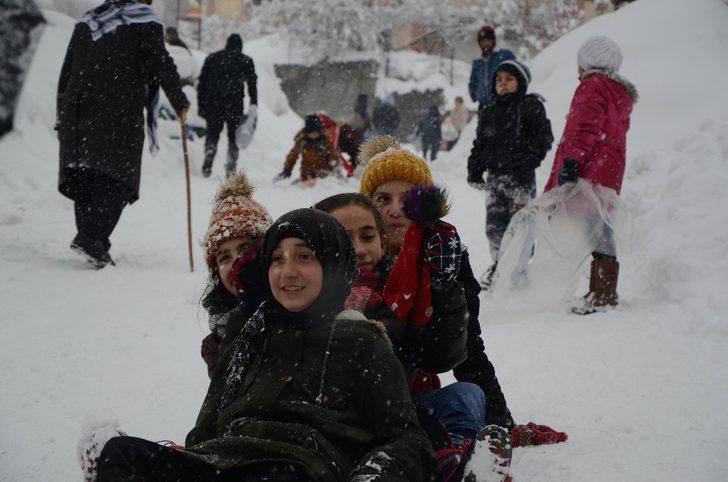 Çocukların kızak keyfi G4