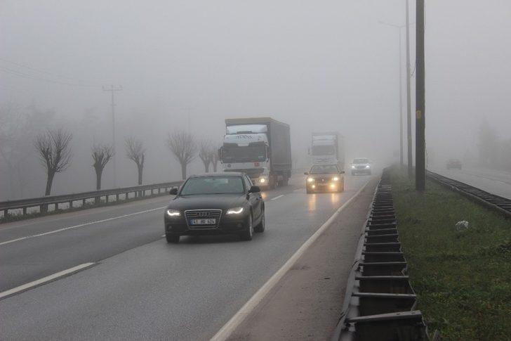 Kocaeli’de yoğun sis sürücülere zor anlar yaşattı G2