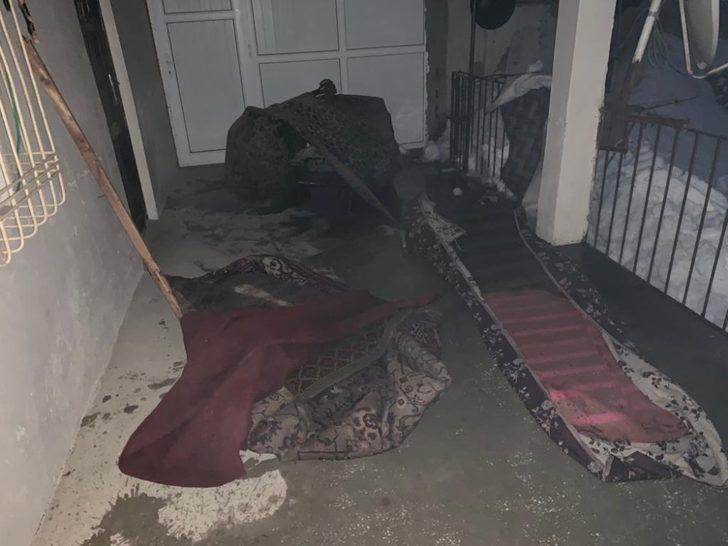 Evini su basan vatandaşın yardımına belediye başkanı koştu G2