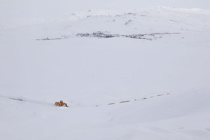 Eksi 25 derecede karla mücadele çalışması G3