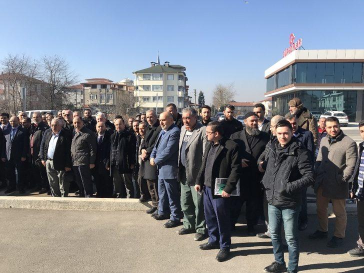 Adapazarı ve Karapürçek İlçe Müftlükleri İdlip’e yardım tırı gönderdi G3