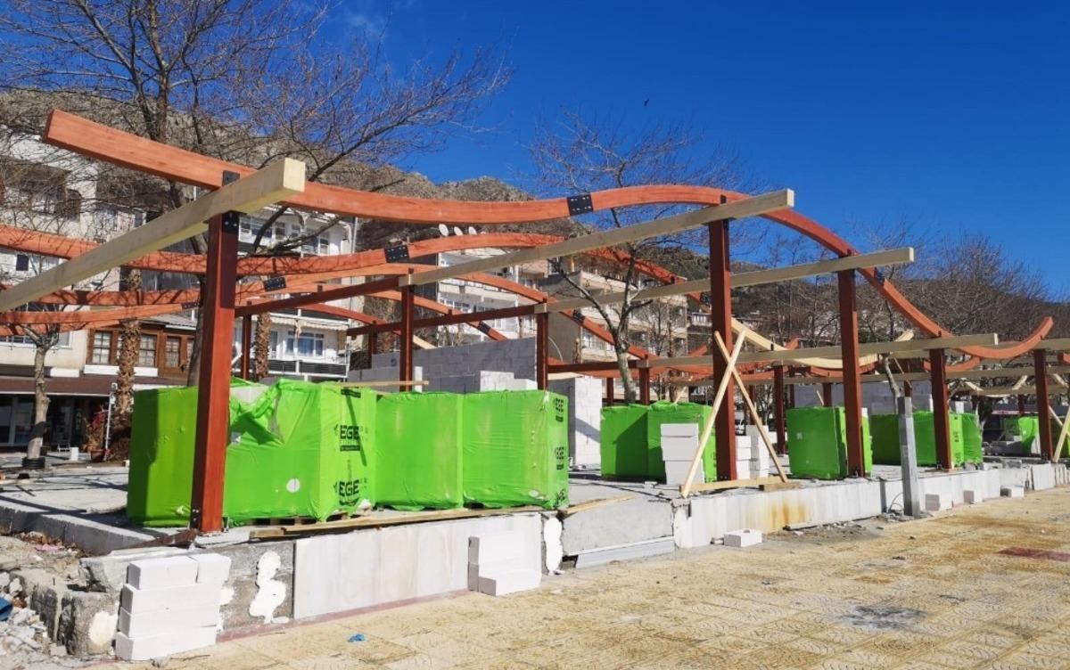 Marmara Sahil Projesi sezona yetiştirilmeye &ccedil;alışılıyor