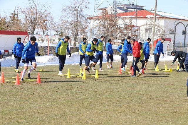 Nevşehir Belediyespor, Halide Edip Adıvarspor maçı için hazırlıklarını tamamladı