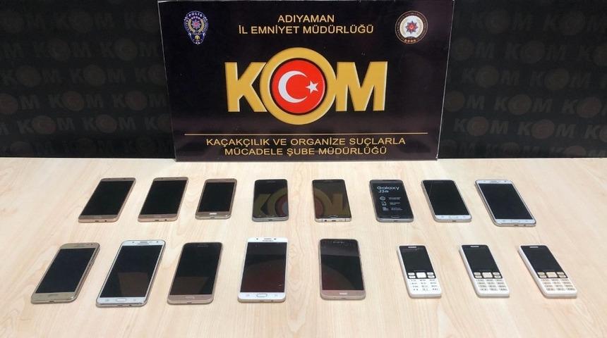 Adıyaman&rsquo;da iş yerine "cep telefonu" baskını
