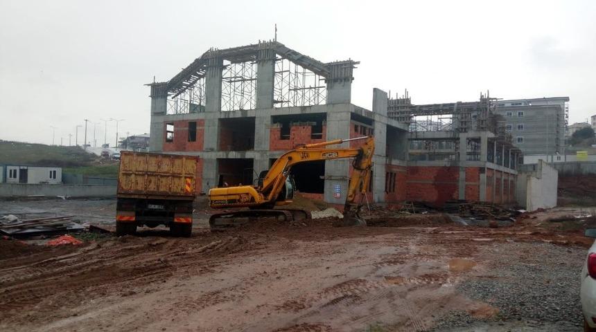 Gebze&rsquo;nin yeni spor kompleksinde &ccedil;alışmalar s&uuml;r&uuml;yor