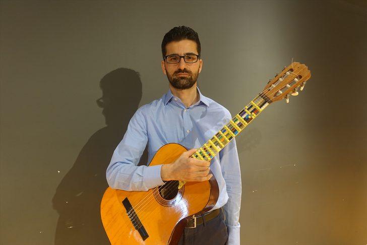 Legodan tasarladıkları klavyeyle gitar eğitimine yeni soluk getirdiler G2