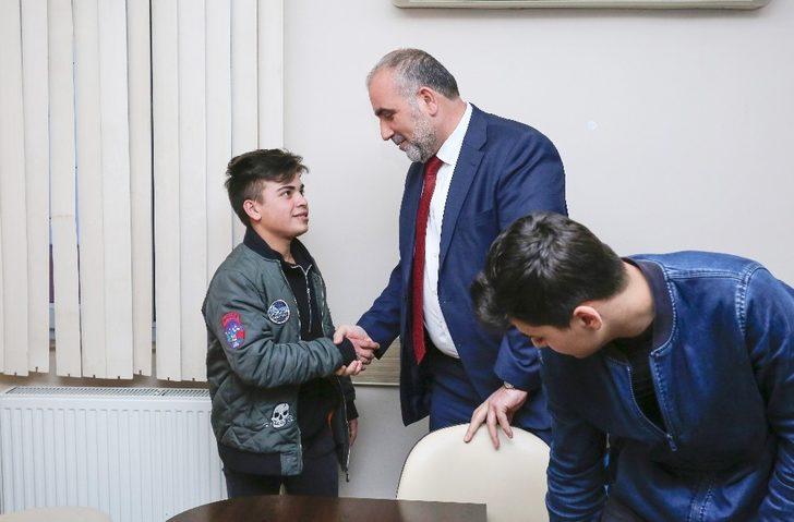 Başkan Sandıkçı: “Şuurlu bir gençliğin yetişmesi için sorumluluklarımızın farkındayız” G2