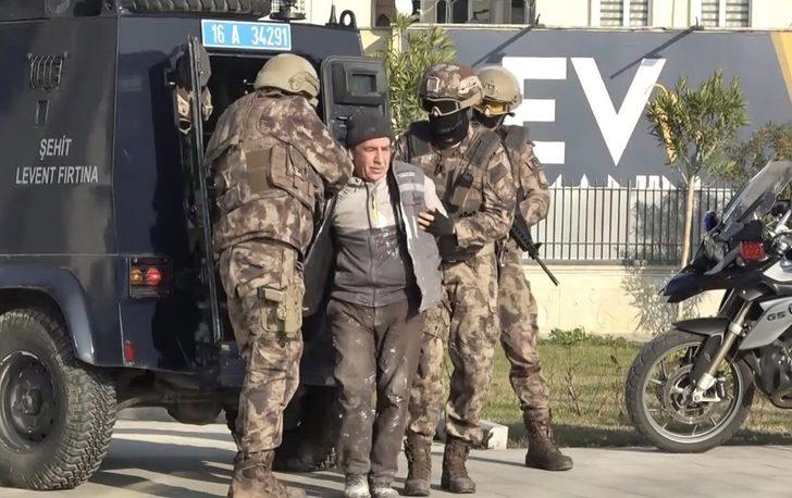 Bursa'da yakalanan IŞİD'li infazcının oğlu da örgüt üyesi çıktı G2