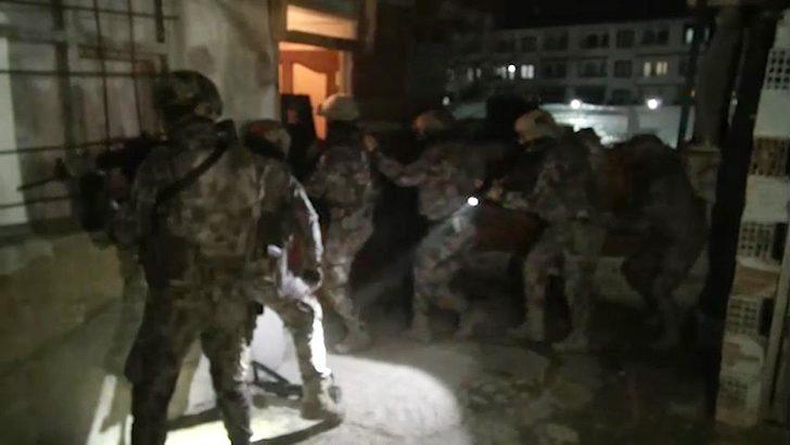 Bursa'da yakalanan IŞİD'li infazcının oğlu da örgüt üyesi çıktı G5