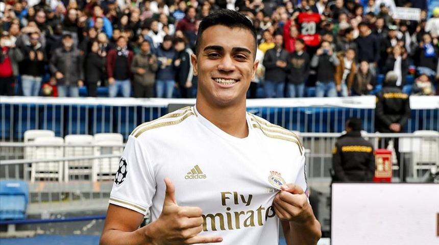 Real Madrid, Brezilyalı Reinier'i basına tanıttı!