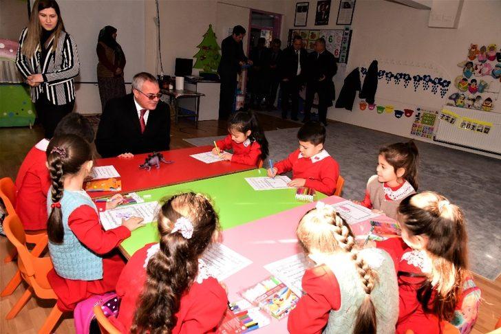 Vali Deniz depremzedelere misafir oldu G5