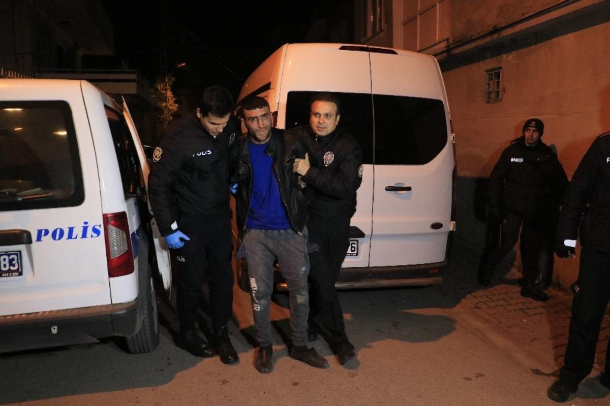 Adana'da otomobil hırsızından pişkin cevap: Oyun zannettim