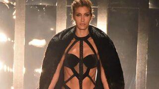 Çağla Şıkel'den 'sekse de veda mı' diyen Ertuğrul Özkök'e sert tepki