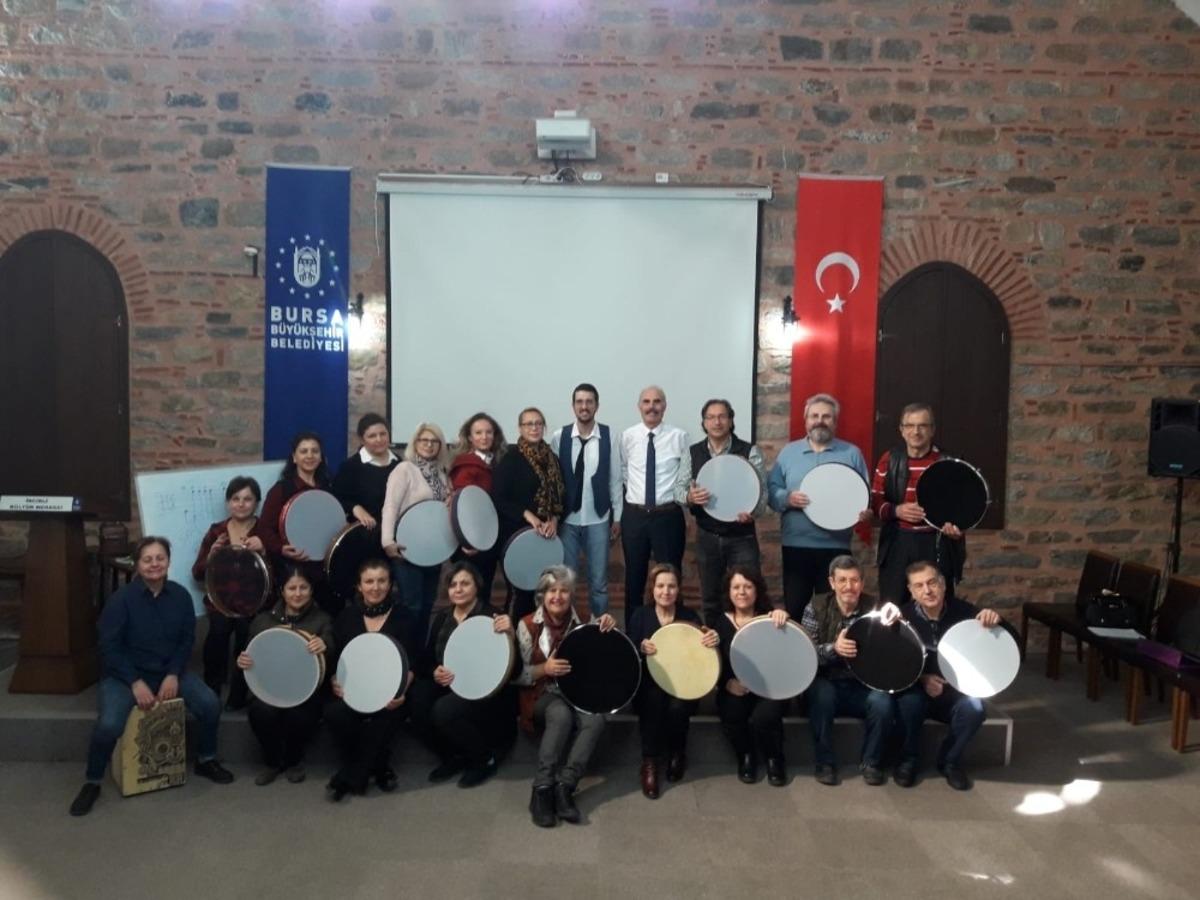 Ritmin at&ouml;lyesine b&uuml;y&uuml;k ilgi