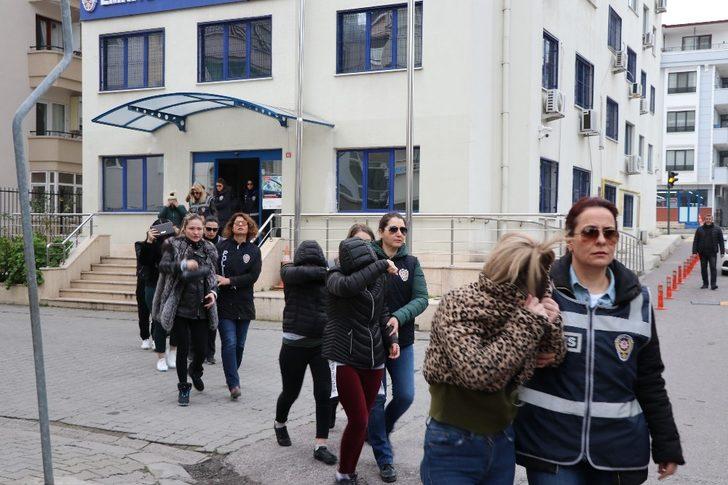 Yalova'da fuhuş operasyonu: 50 gözaltı G3