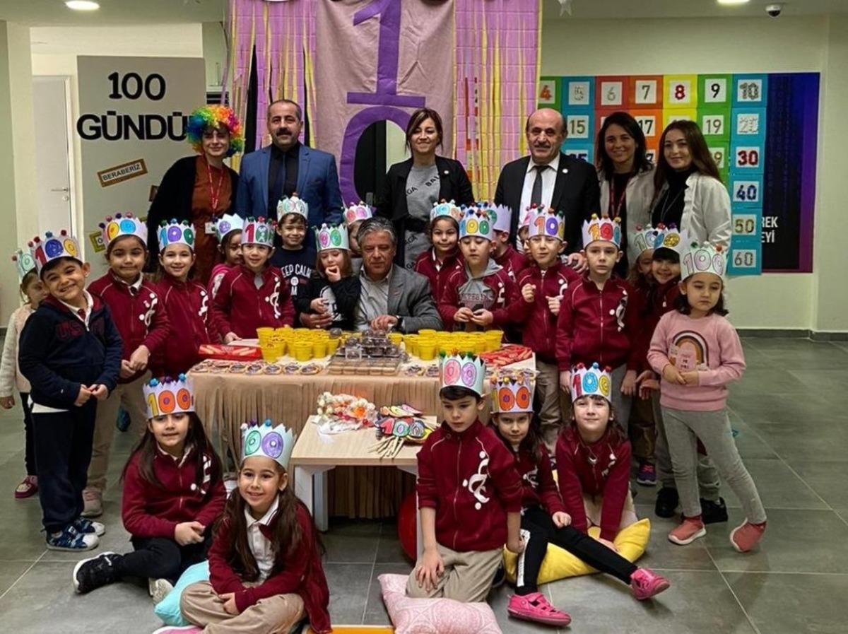 100&rsquo;&uuml;nc&uuml; g&uuml;ne coşkulu kutlama