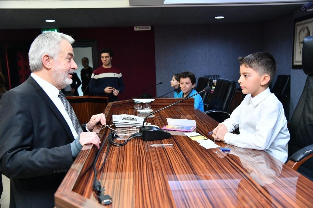 Isparta Belediyesi 4.Kitap Fuarında 60 bin hedefi