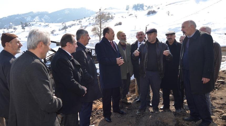 Başkan Karataş&rsquo;tan Oltu il&ccedil;esine ge&ccedil;miş olsun ziyareti