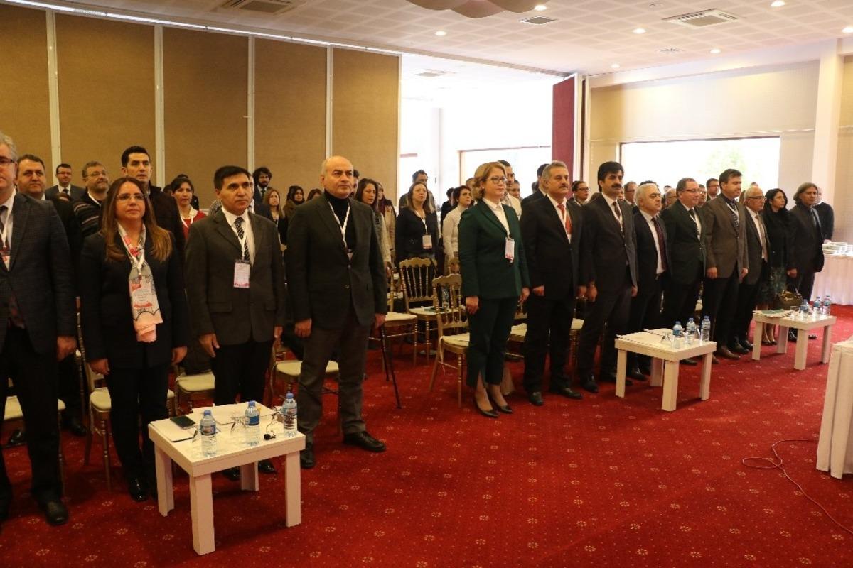Kamu Sağlık Tesisleri Y&ouml;netmeliği Uygulamaları Bilgilendirme B&ouml;lge Toplantısı yapıldı