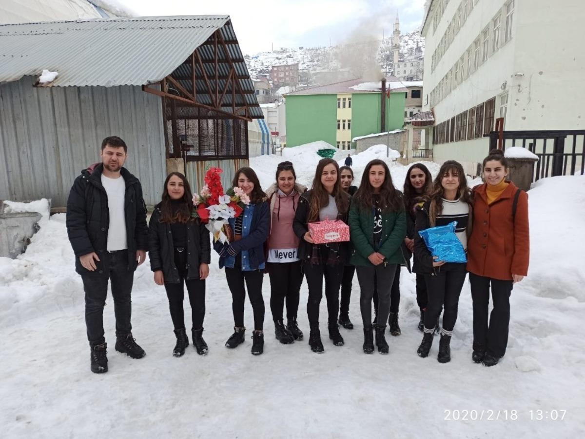 Beyt&uuml;şşebaplı &ouml;ğrenciler ailelerle buluşuyor