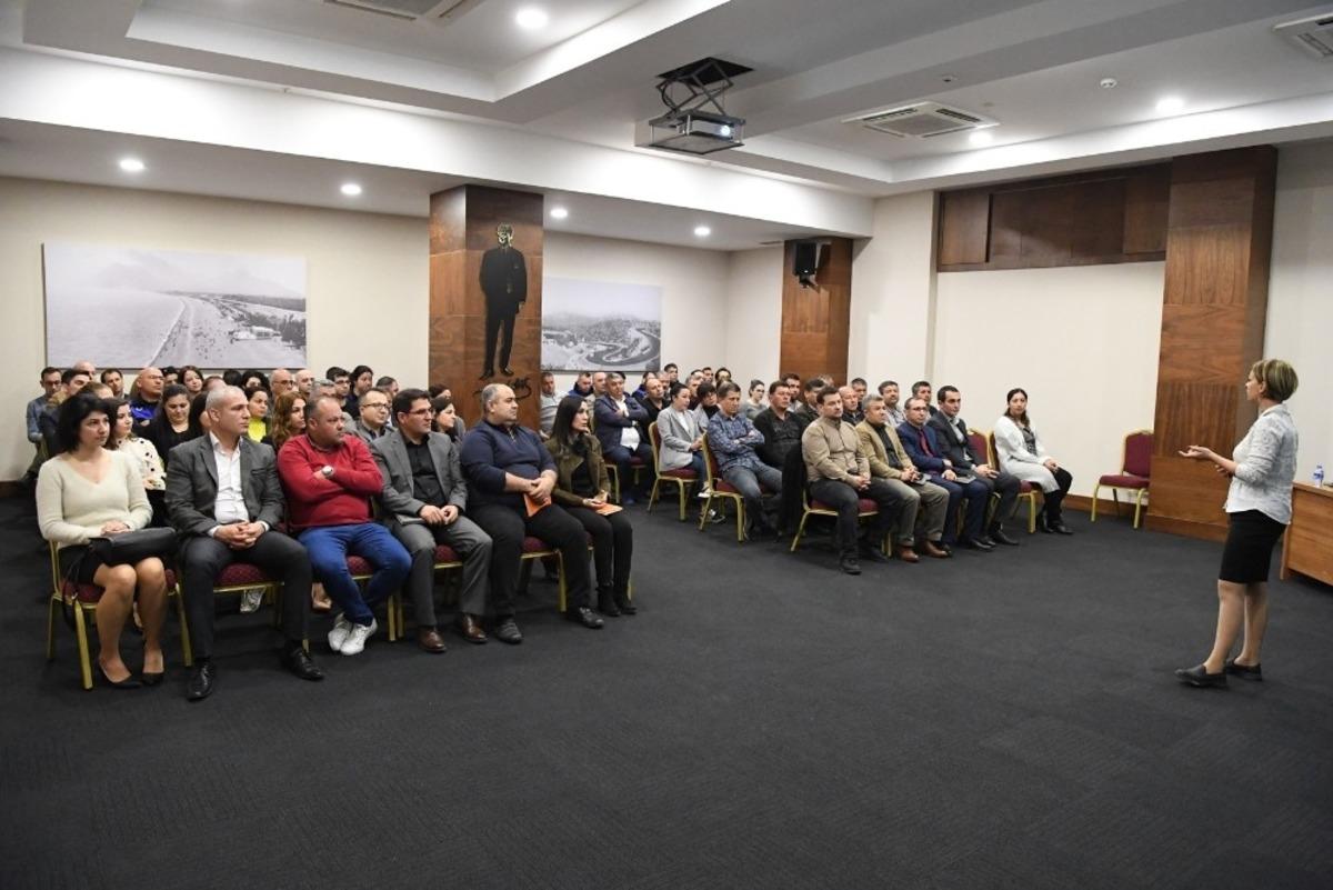 Konyaaltı&rsquo;nda personele &lsquo;İş Sağlığı ve G&uuml;venliği&rsquo; anlatıldı