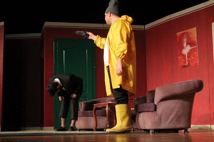 AKM’de, ‘Kare As’ isimli tiyatro oyunu sergilendi G3