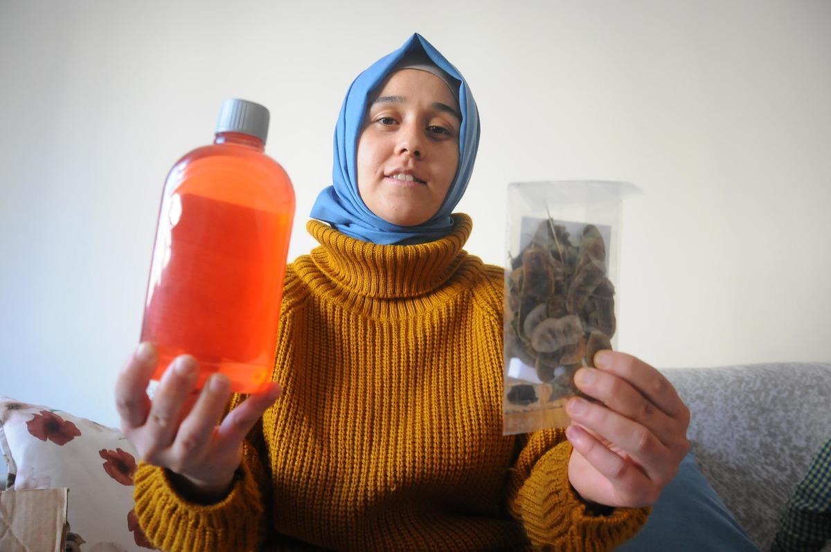 Cep telefonu siparişi verdi! Gelen paketi a&ccedil;ınca şoke oldu